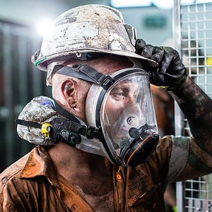 17-CleanSpace-EX-with-Full-Face-Mask-and-Coverall-Filter-q